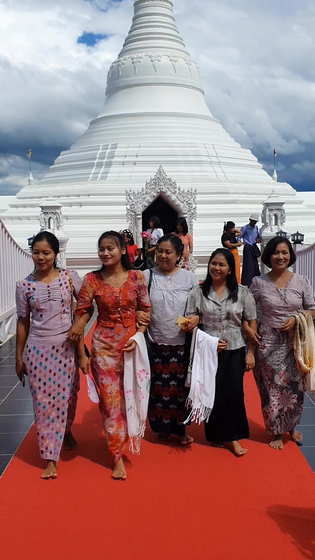@Tan Kyaw Ko