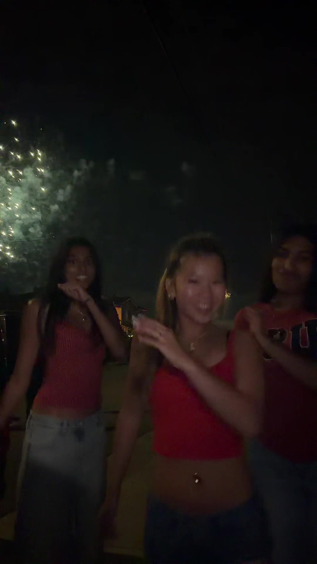 @ELLA CHAU