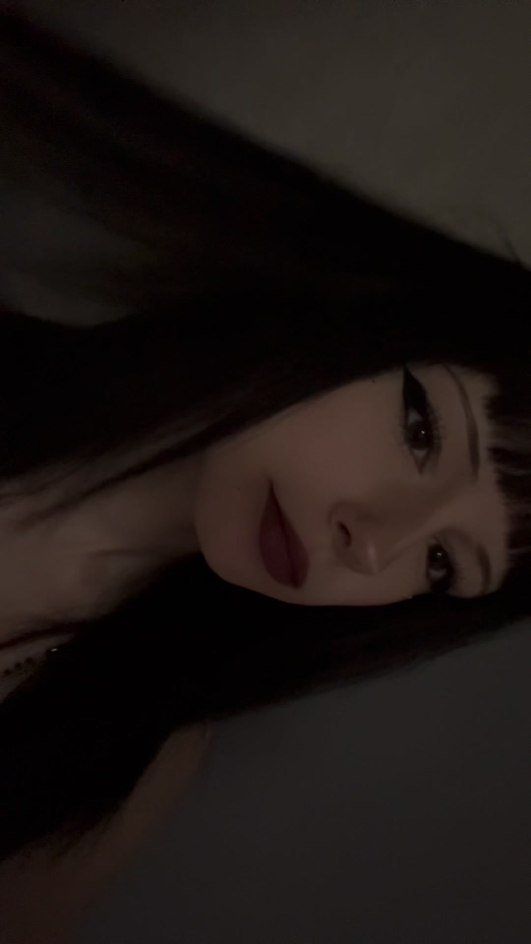 @ᛝ