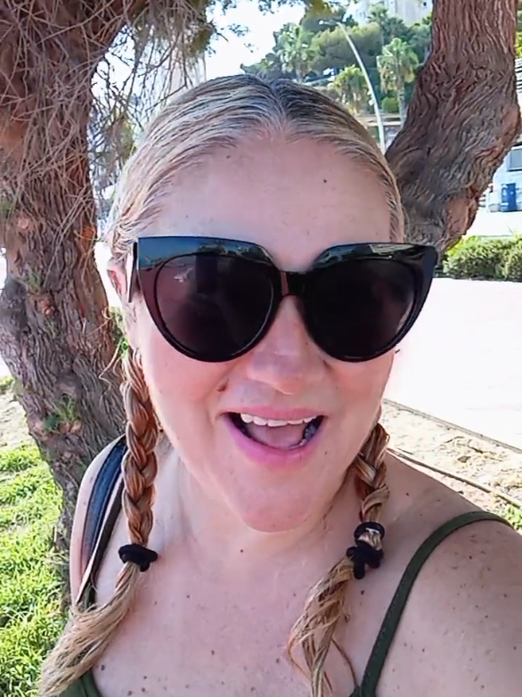@Kiki