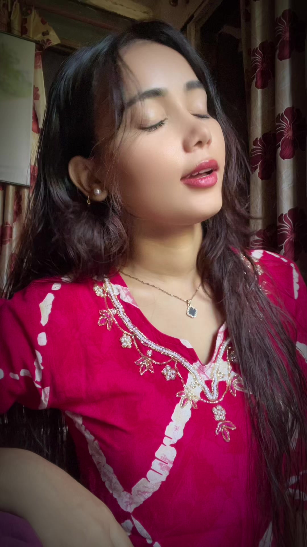 @smritii💫🌼