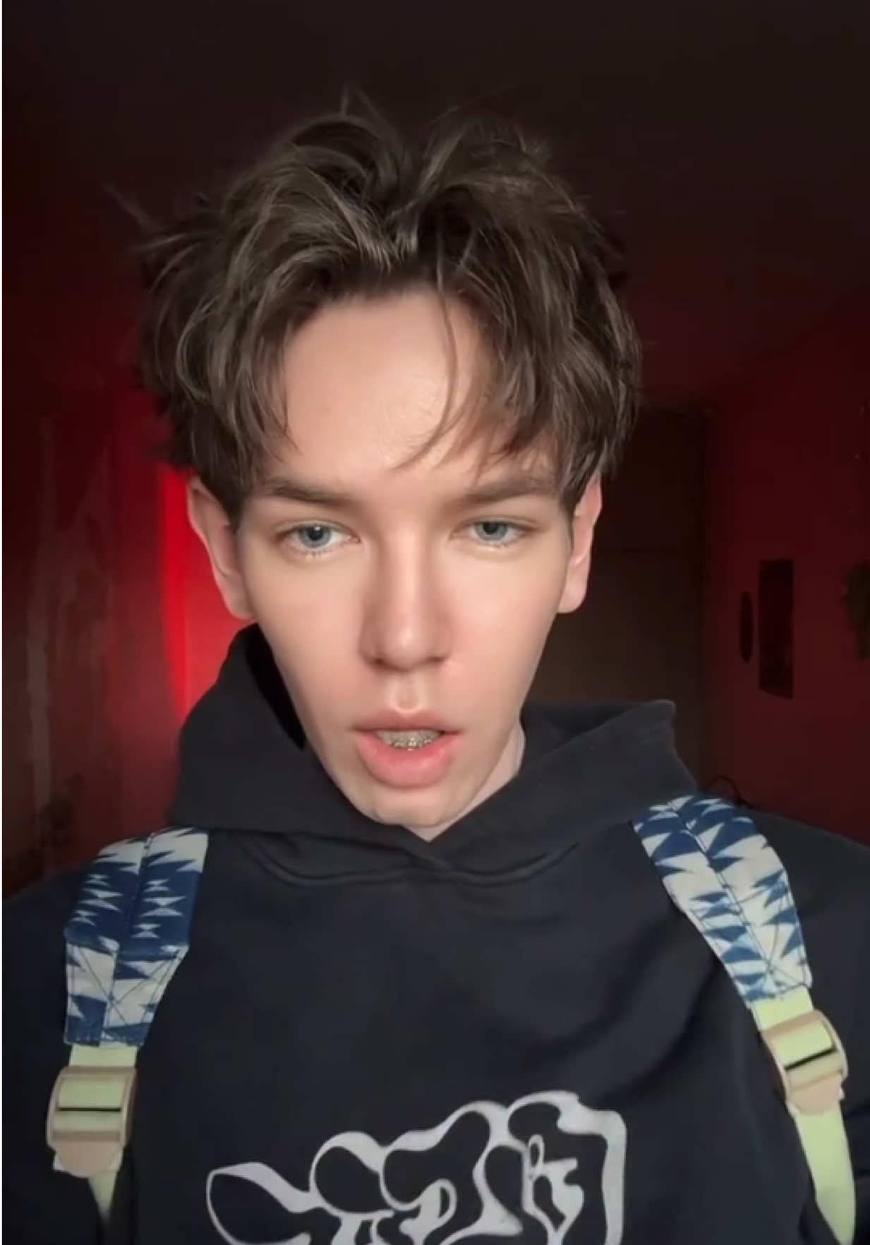 @DimDim