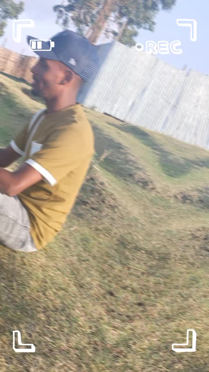 @Nobari