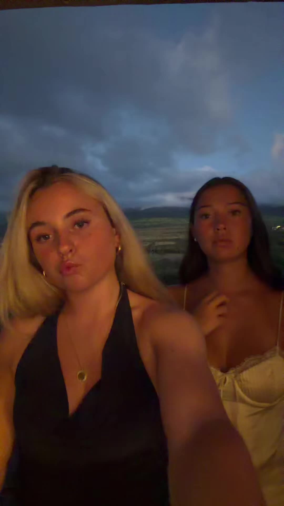 @Juj