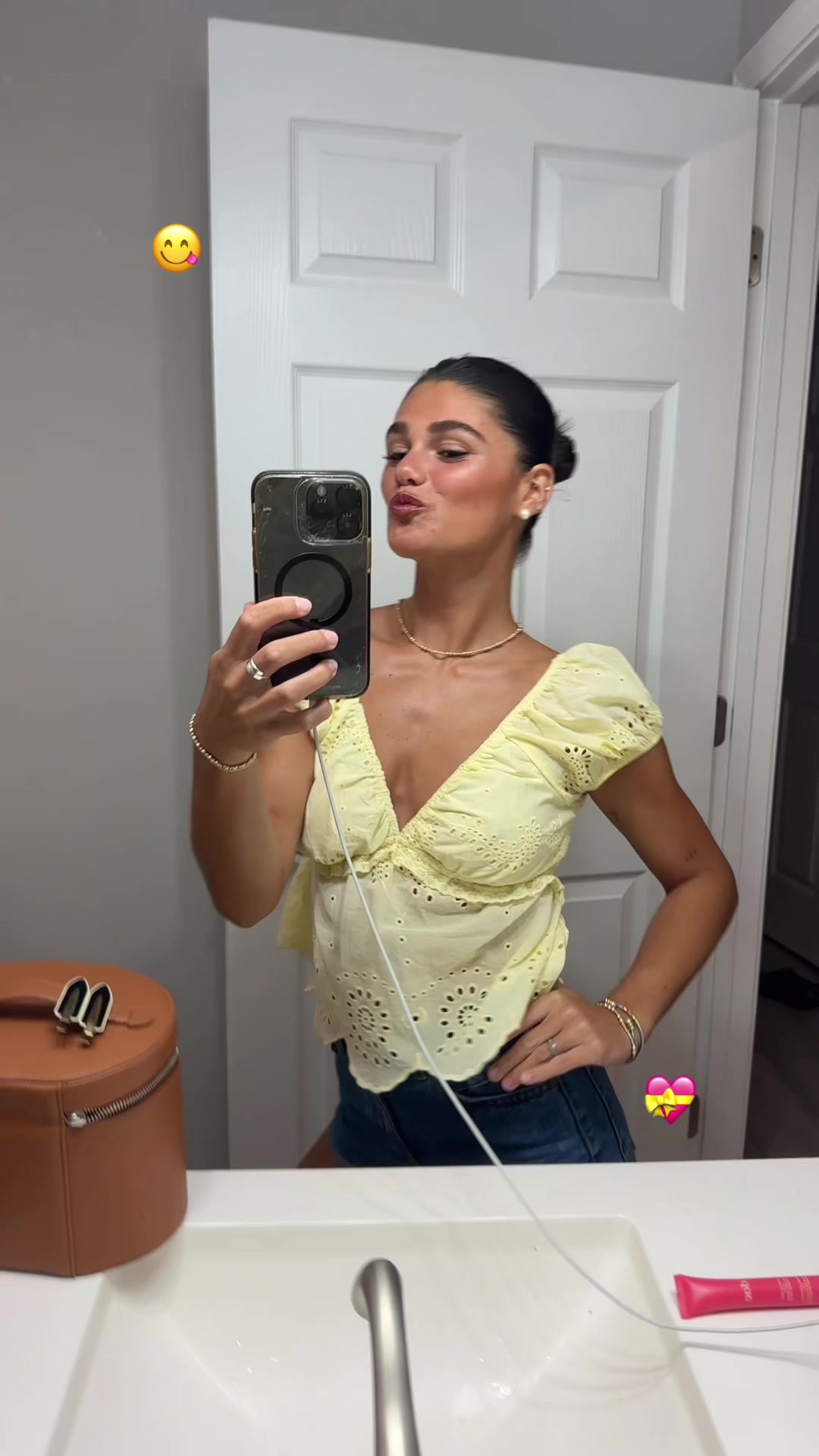 @cammiegrov