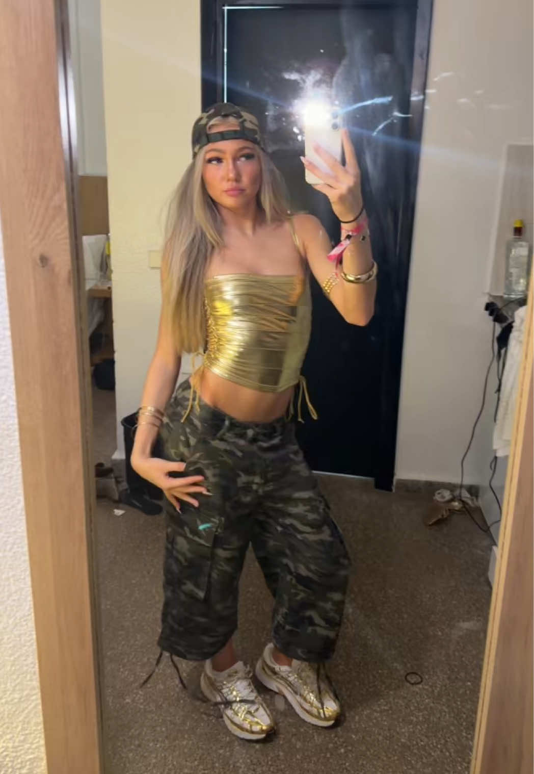 @oliviaakaane