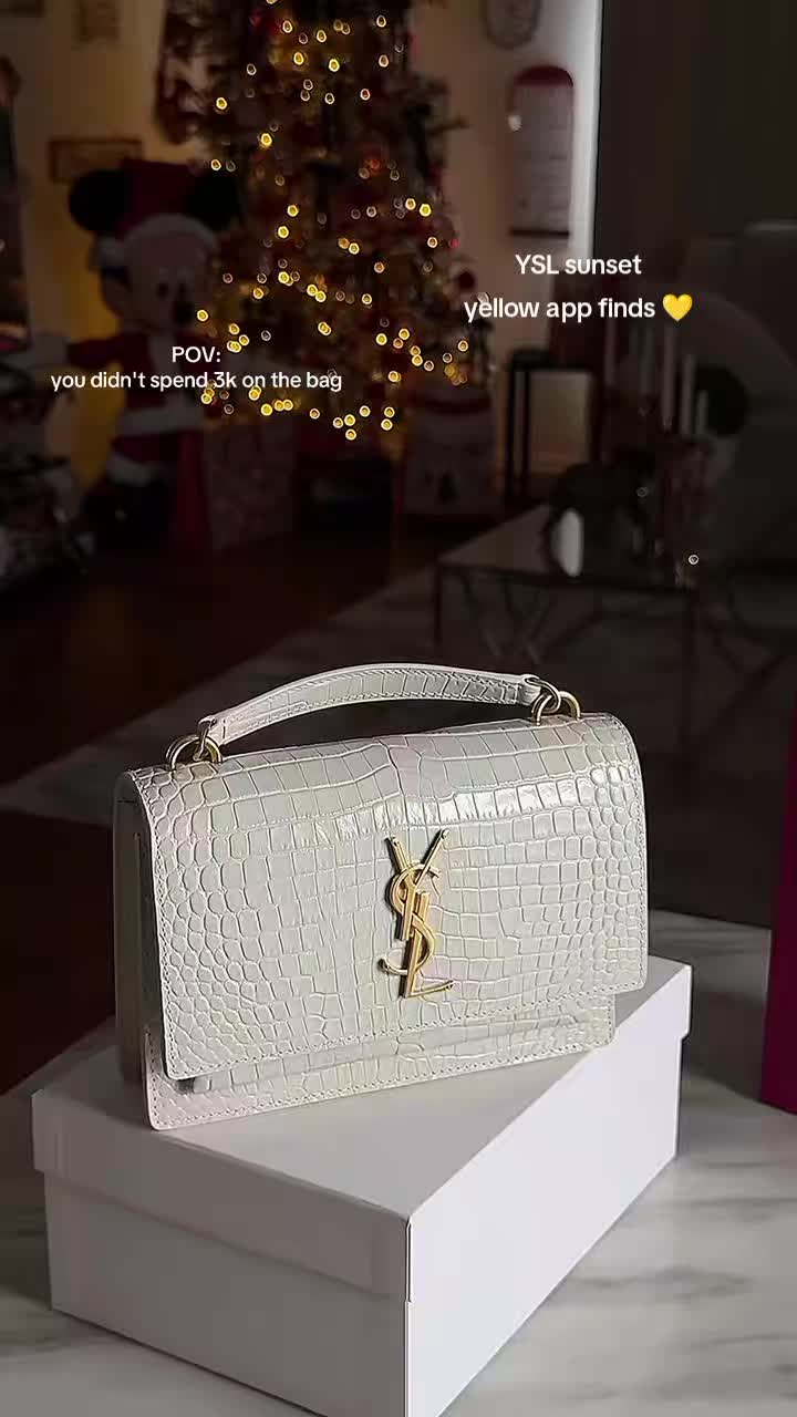 @ashley.unbox