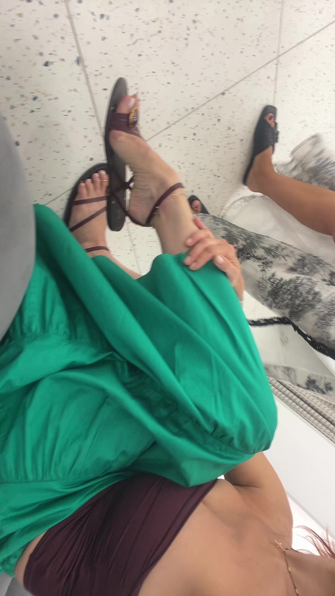@lika1234571