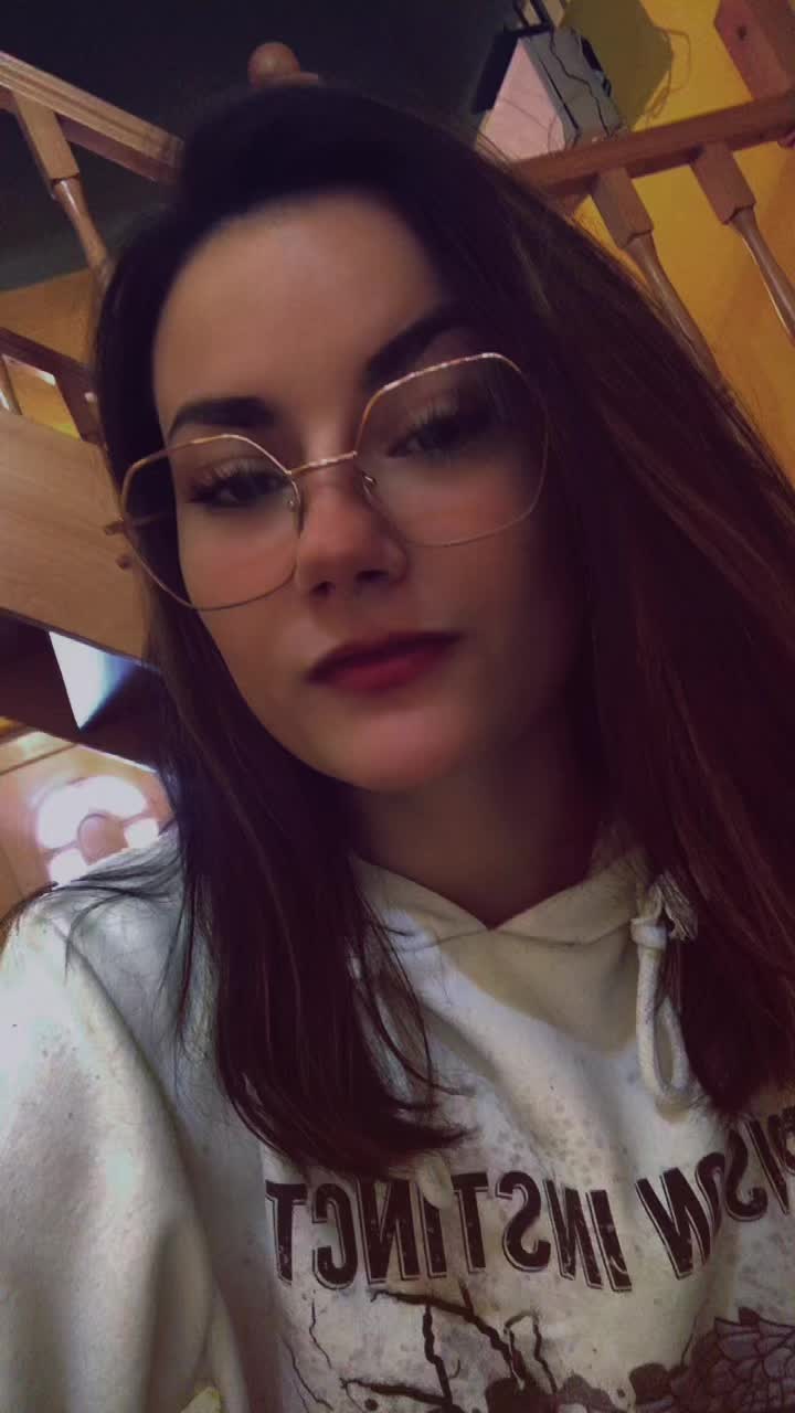 @🫂💋