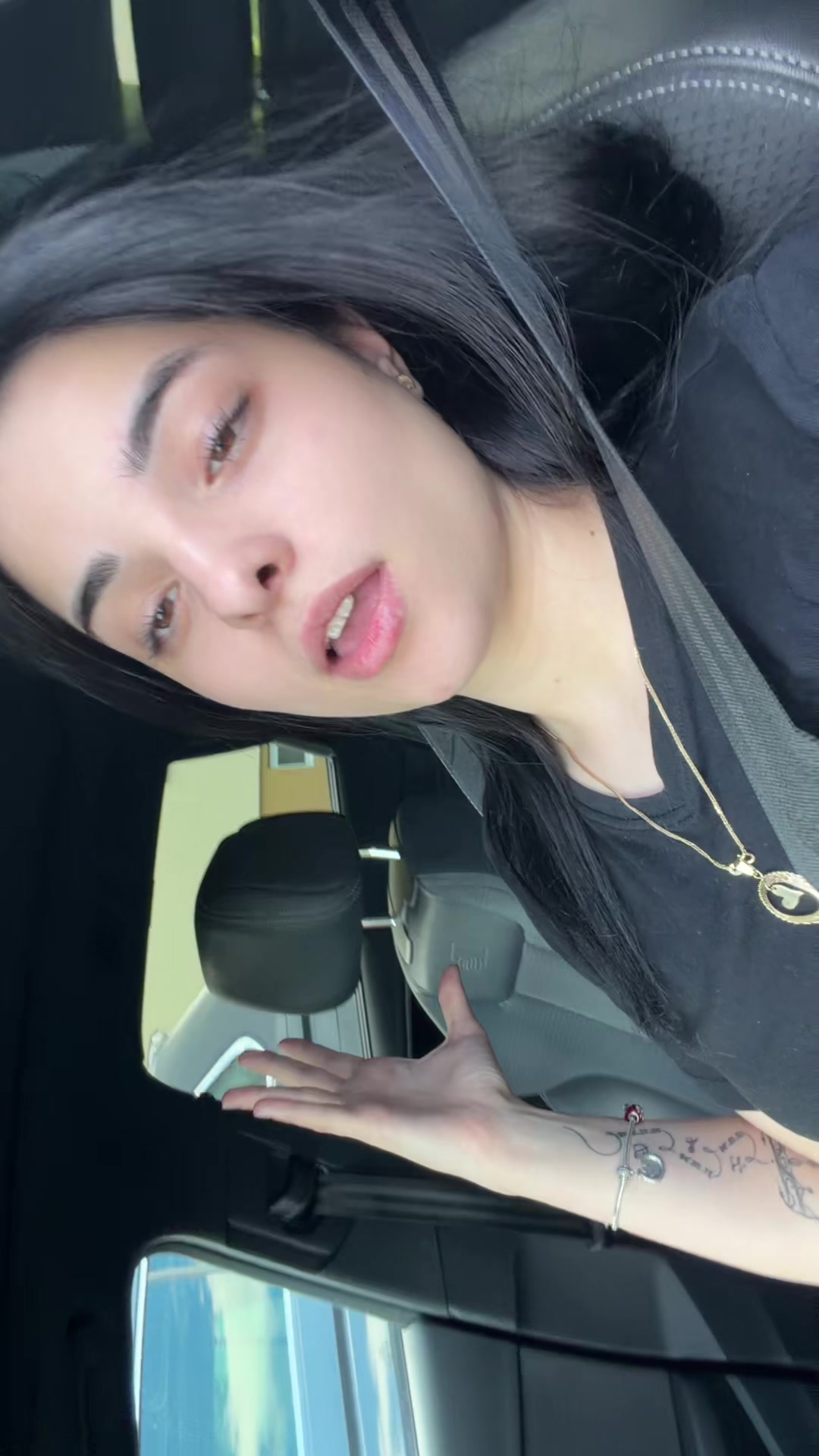 @Милица🎀