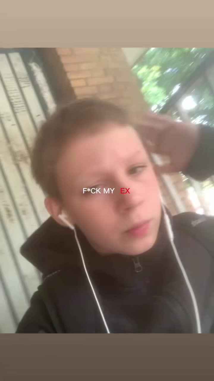 @𝐌.𝐗_𝐤𝐫𝐥👅🫰🏼