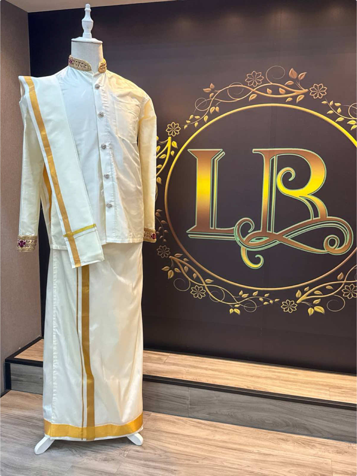 @Mens outfit Lezsha Boutique