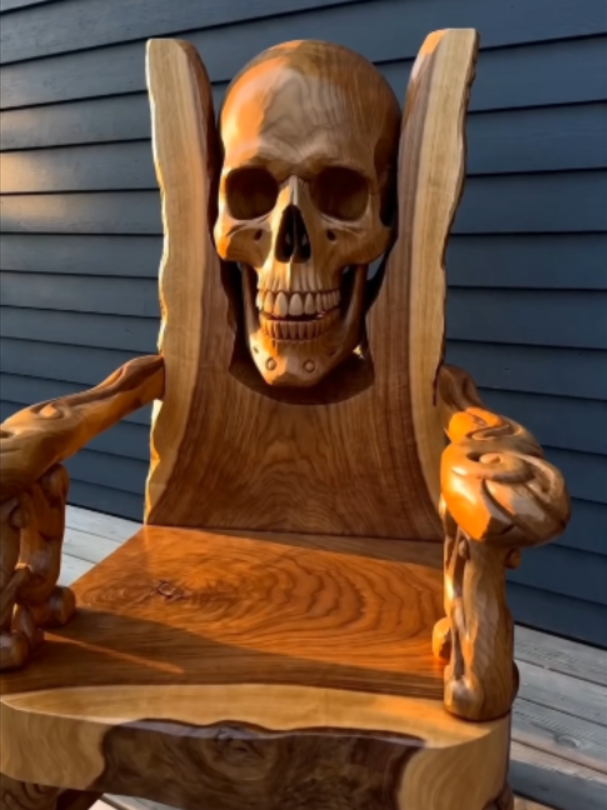 @Skulls and Darkness
