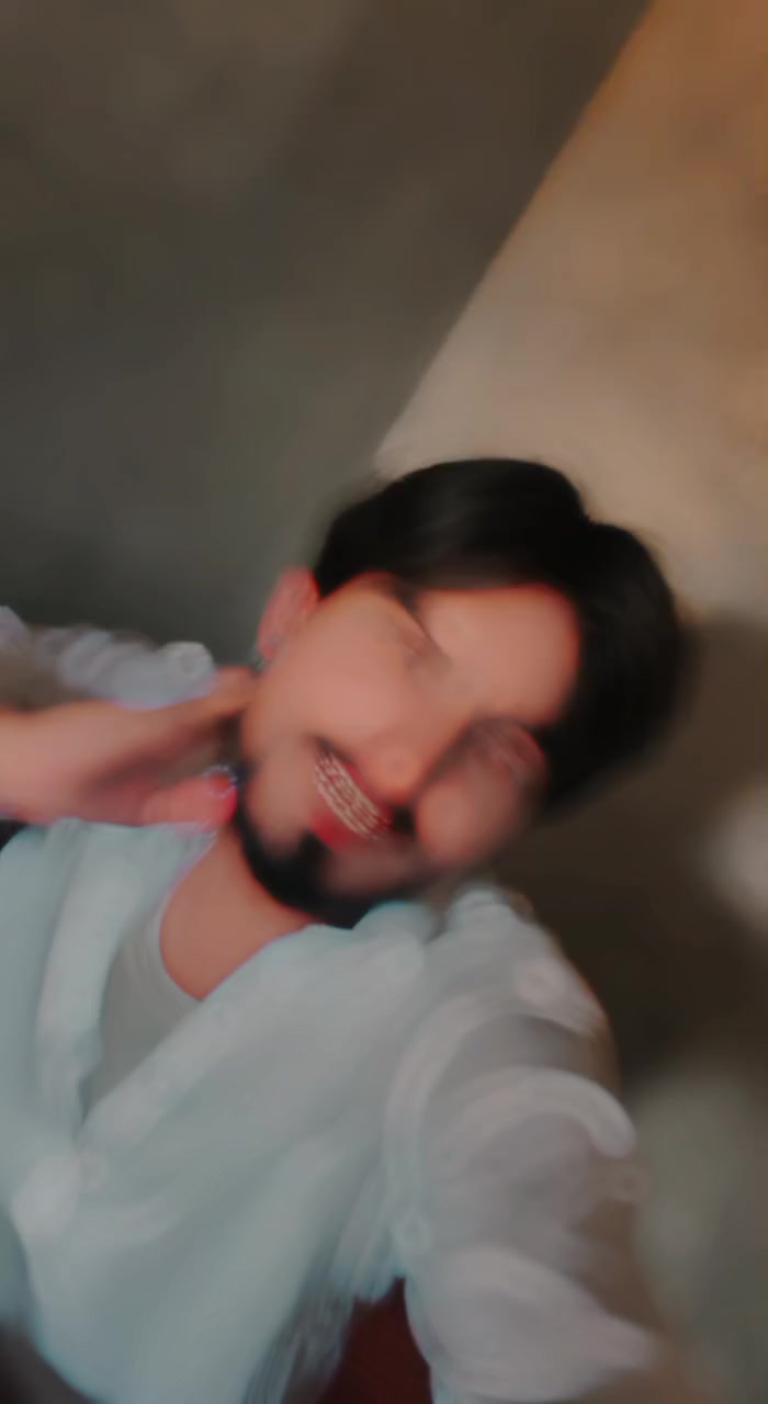 @...
