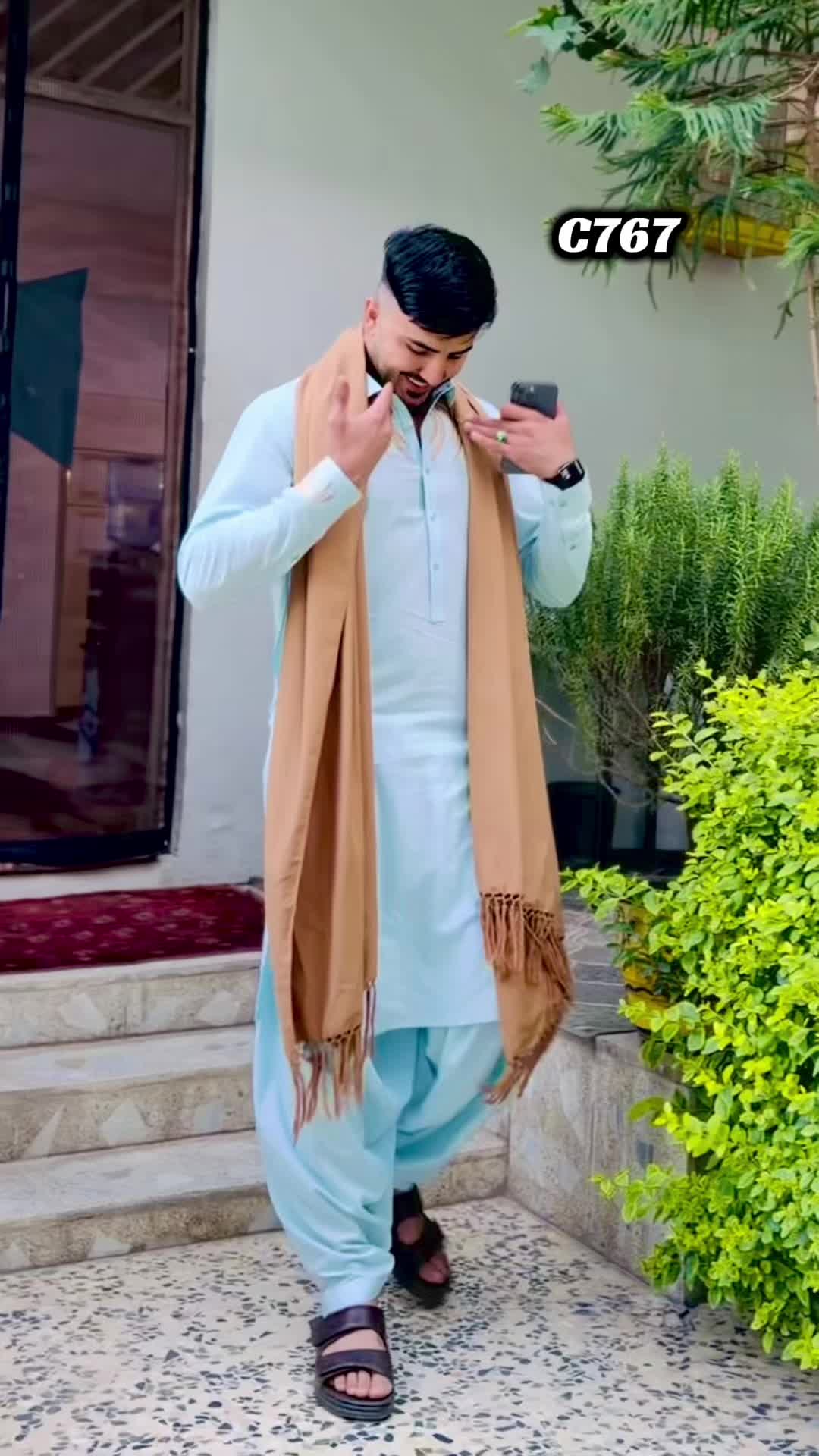 @شاهد خیاطی او رخت فروشی