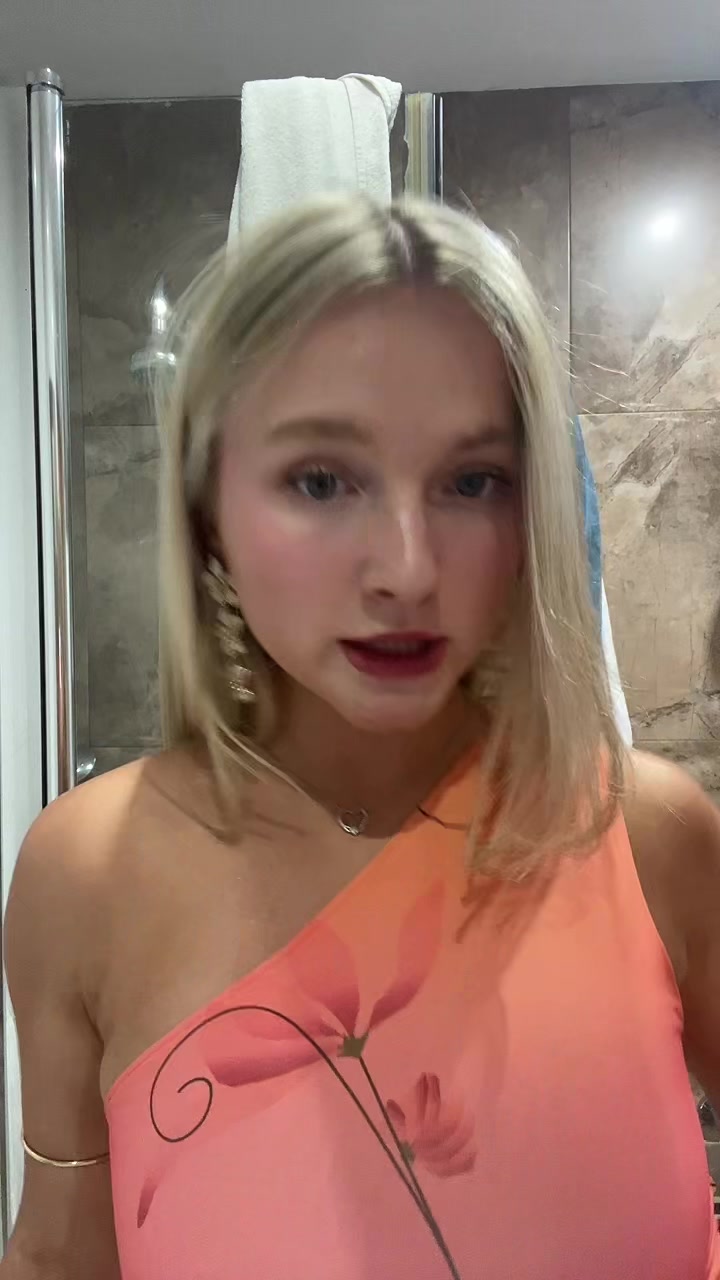 @_karliferriss