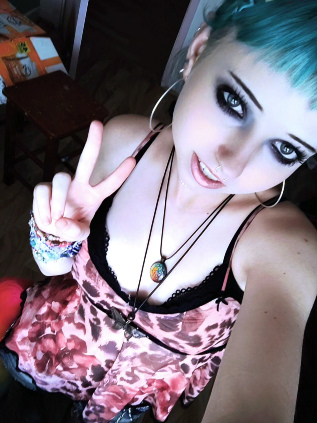 @REM_MER