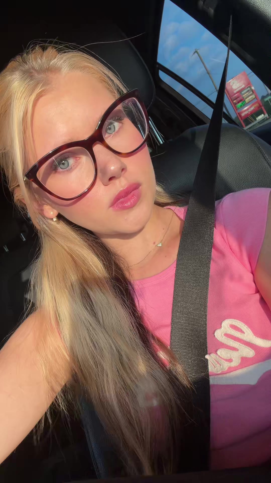 @😝