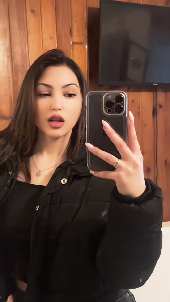 @ALEXANDROWA