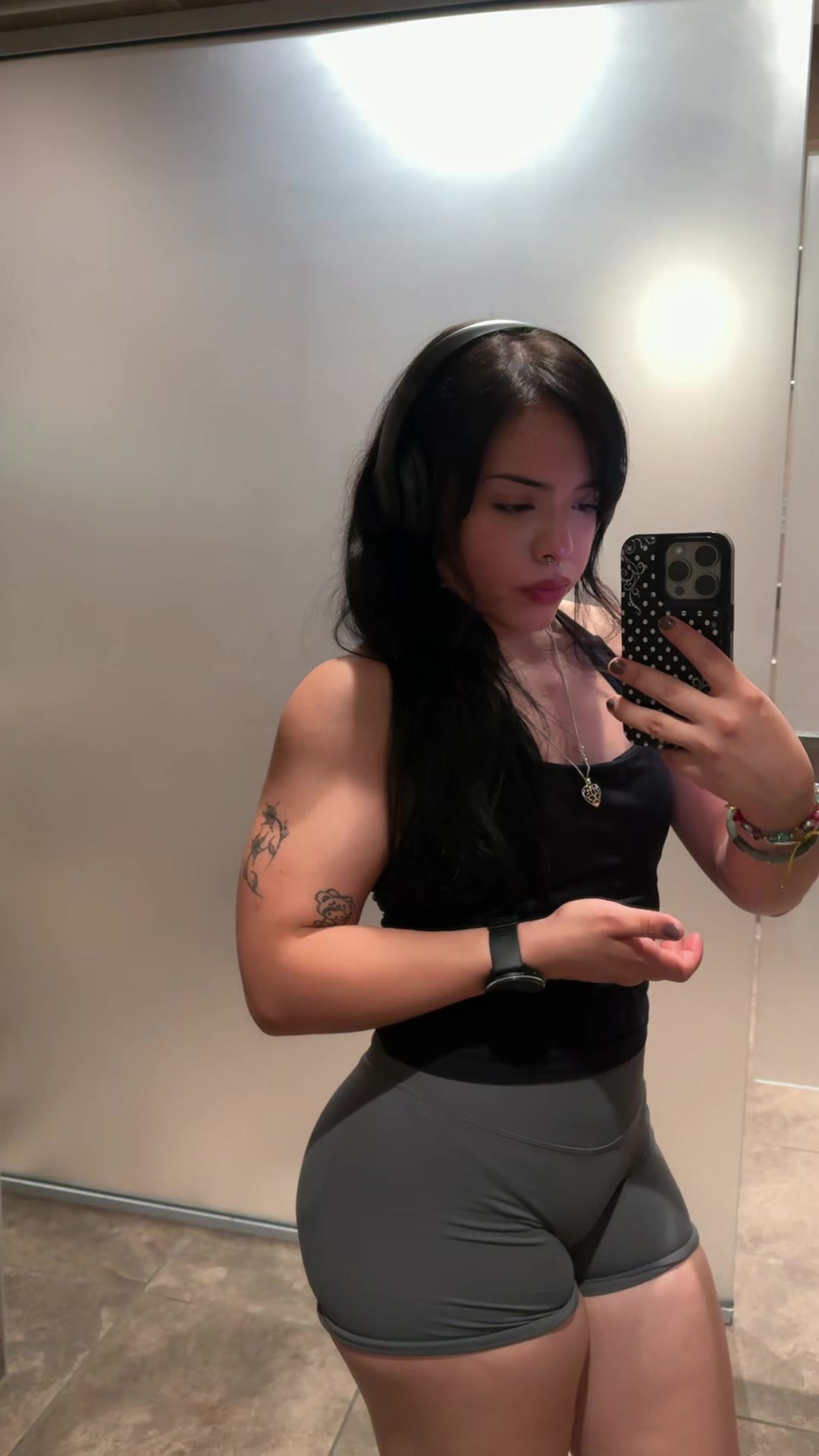 @anstarglrl