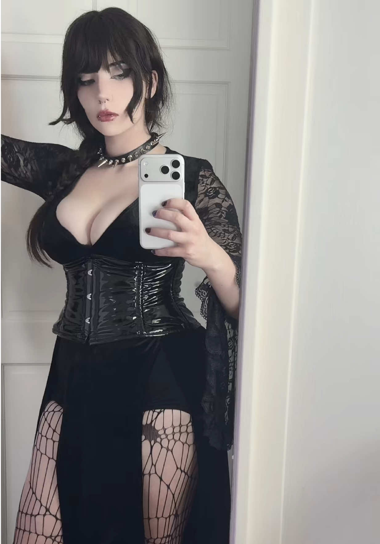 @cutiegothxo1