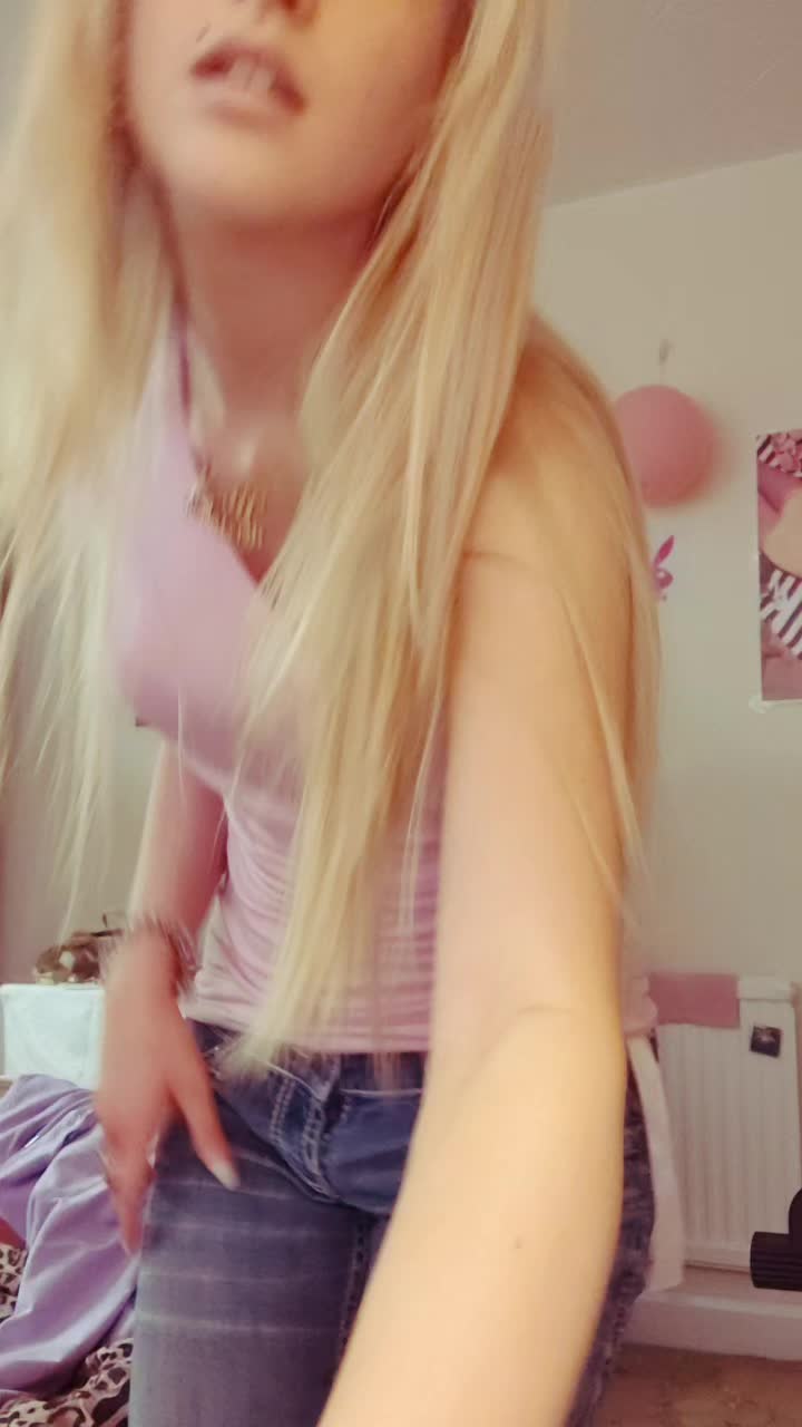 @tr4shywrld