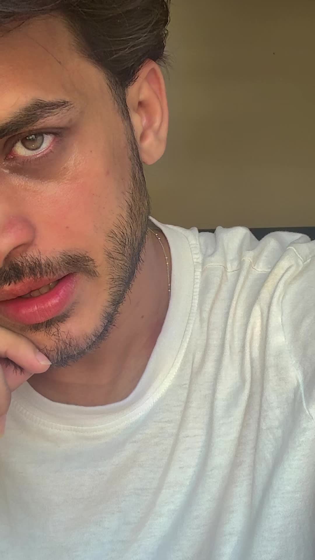 @khanooo 🇬🇧