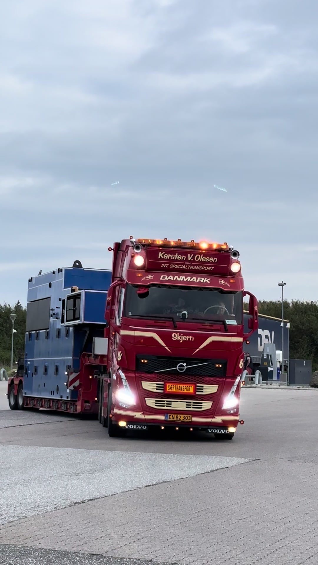@JBL TRUCKSPOT