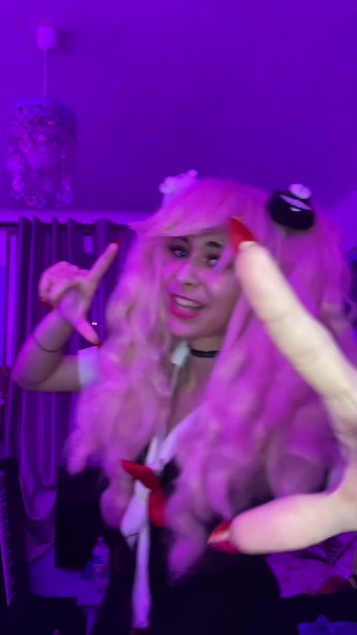 @MaxCosplay ^_^