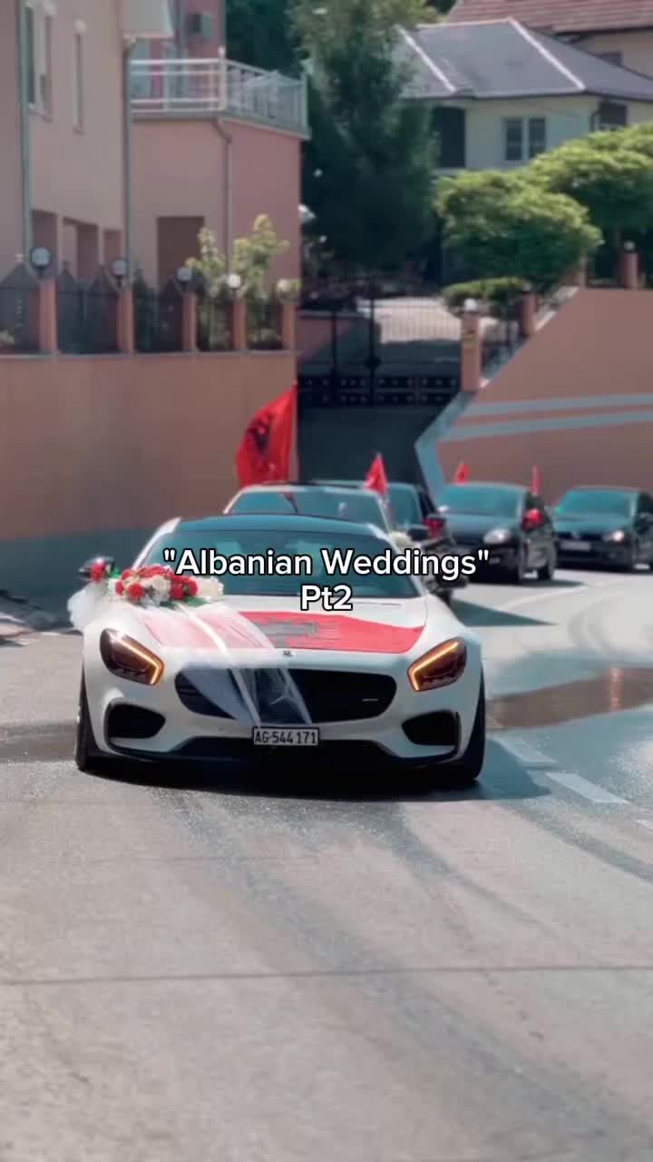 @𝓔🇦🇱