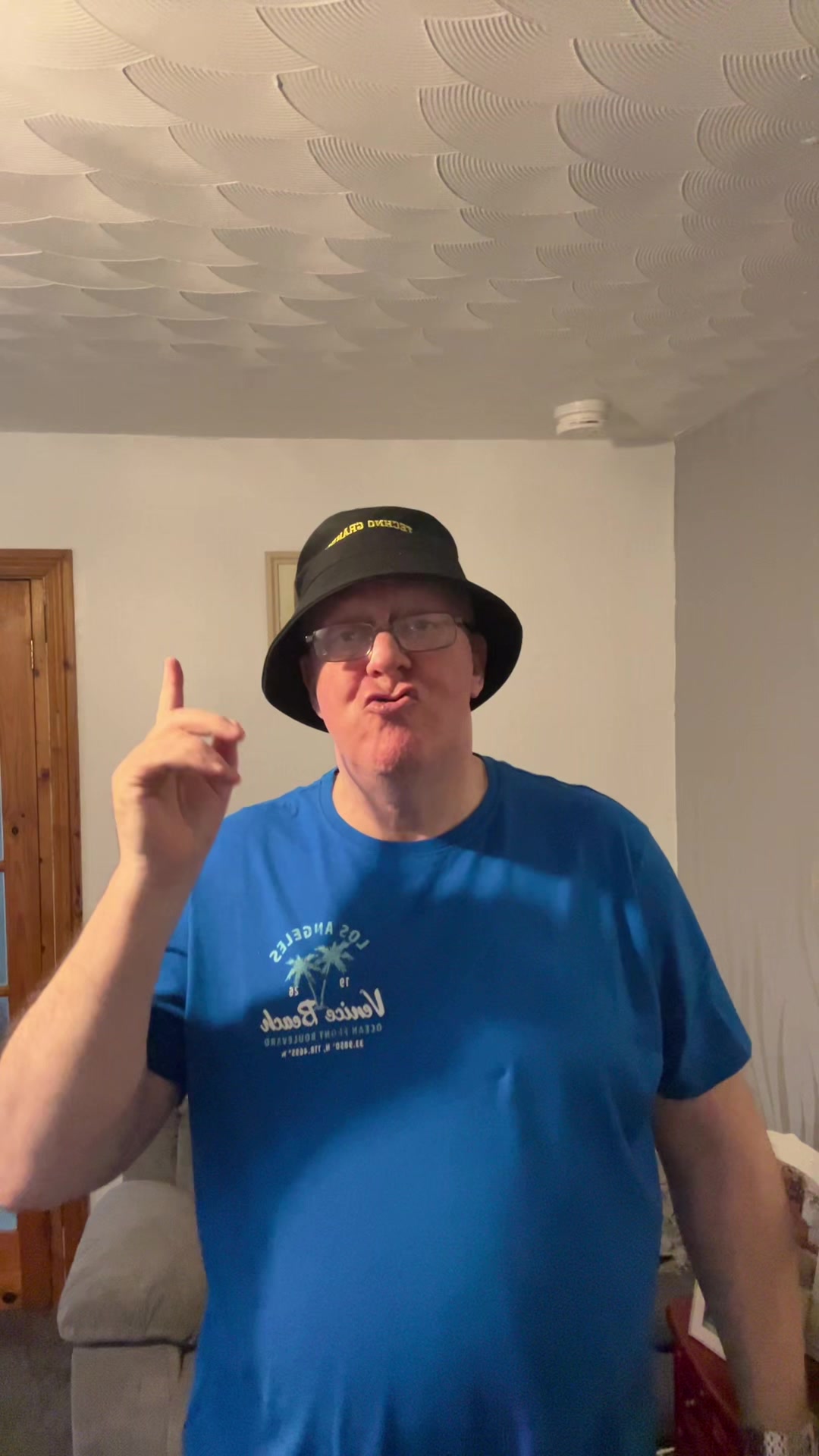 @TECHNO GRANDAD