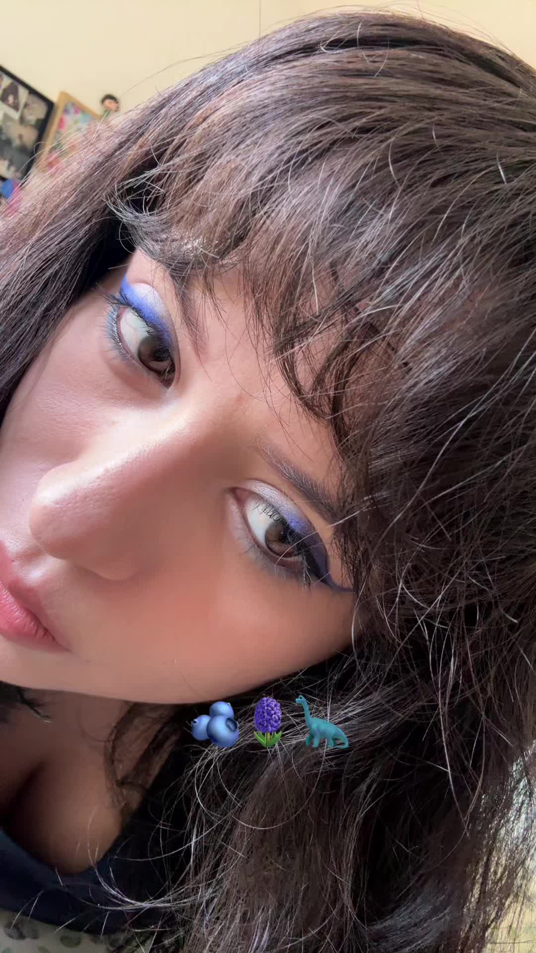 @Ana