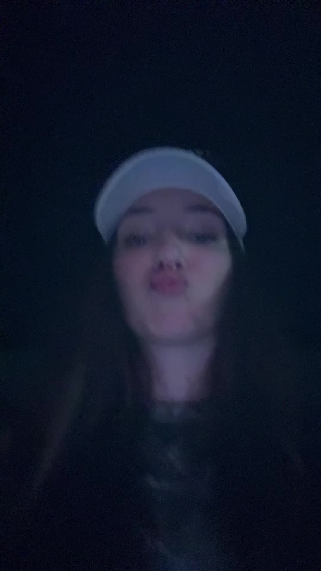 @Layna