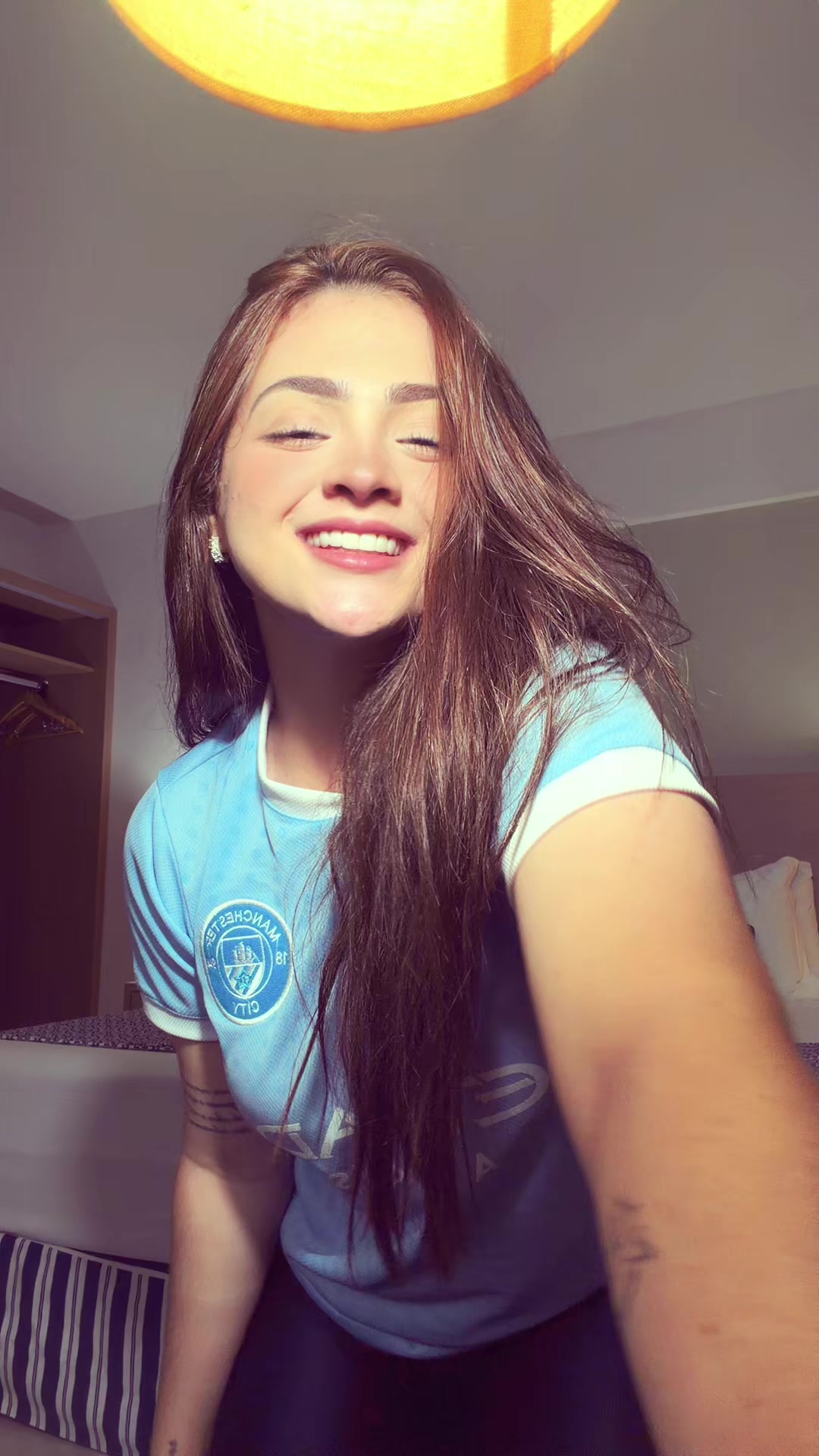 @carlaqueiroz
