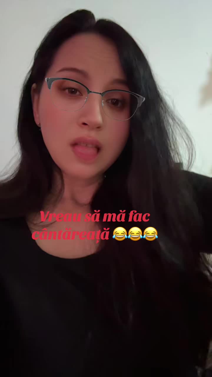@❤️ Moldoveanca 💛 Cu 💙 Tupeu