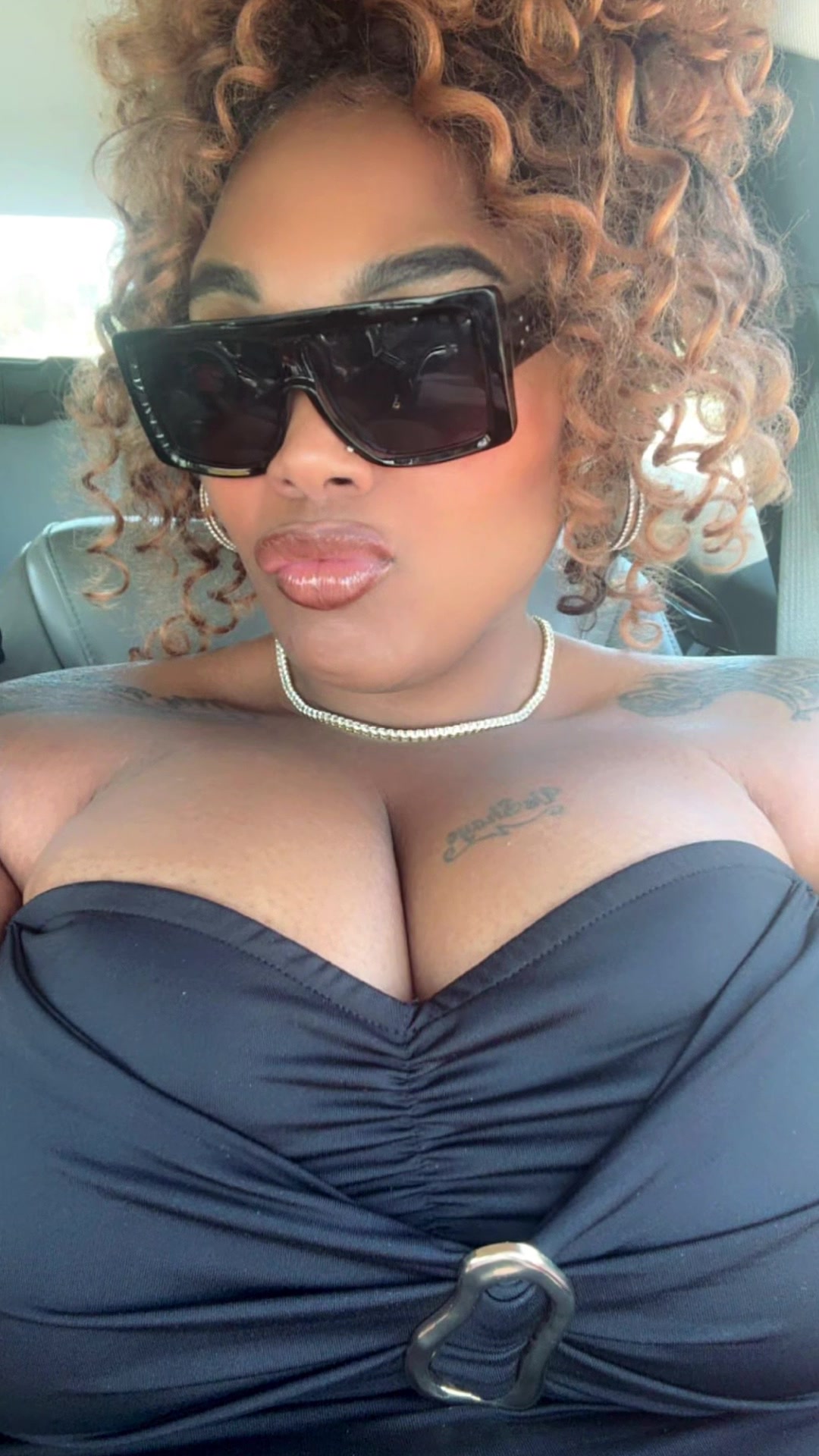 @BigGurlsRuS