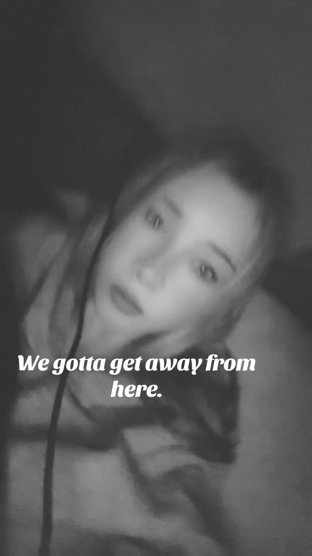 @𝐜𝐡𝐚𝐫𝐥𝐨𝐭𝐭𝐞𝐨𝐥𝐢𝐯𝐢𝐚