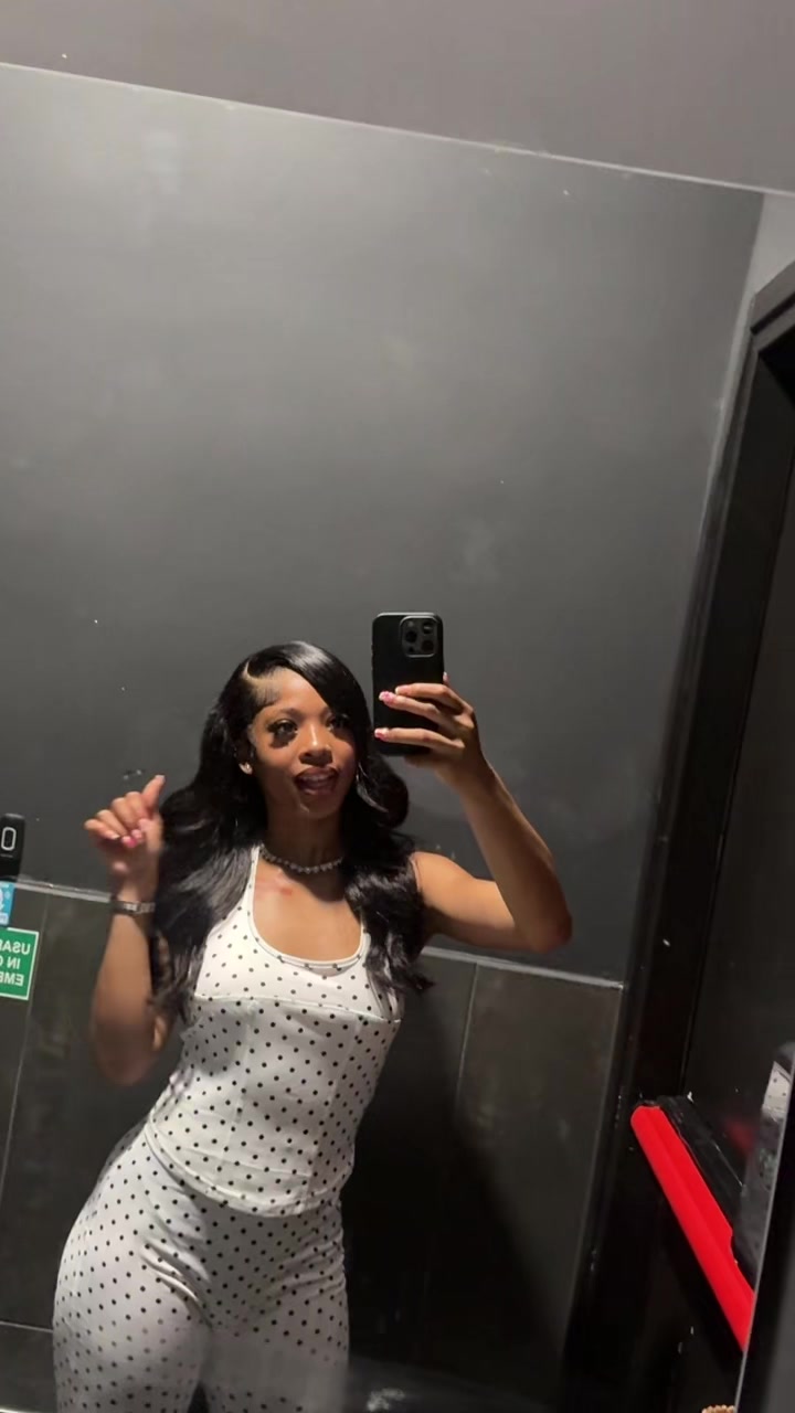 @naomi🌟