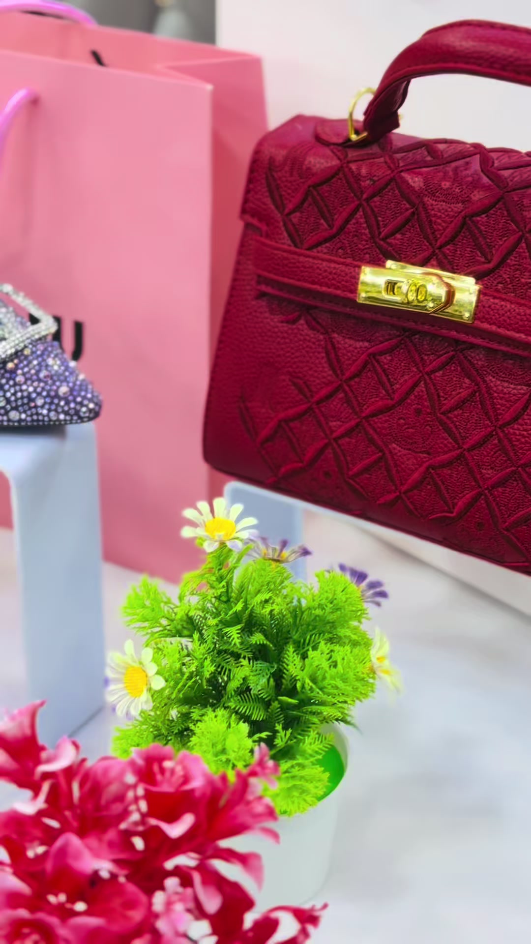 @حور للاحديه والحقايب🔥❤️