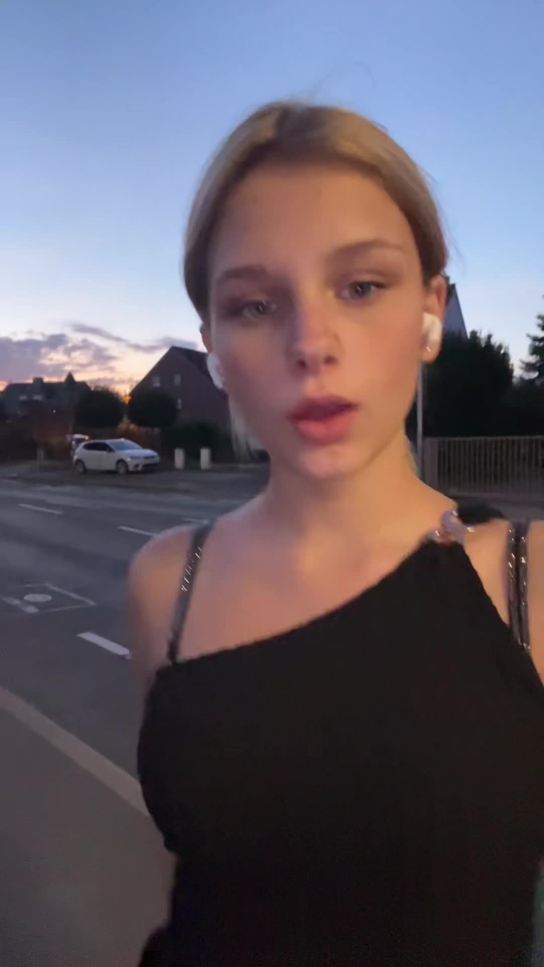 @Mariella✝️