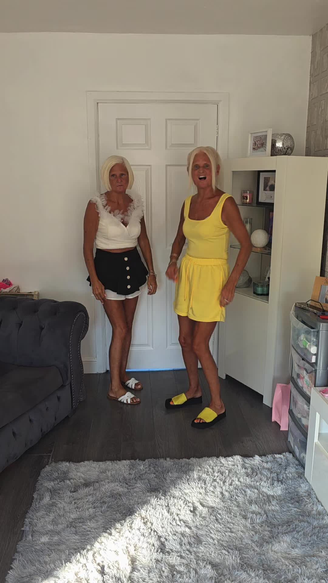@Cheeky twins