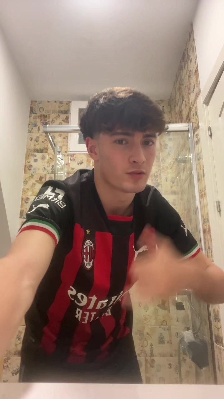 @adrii