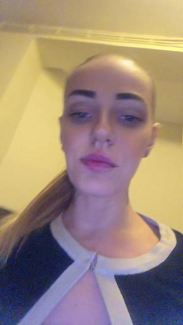 @👑Blondi👑