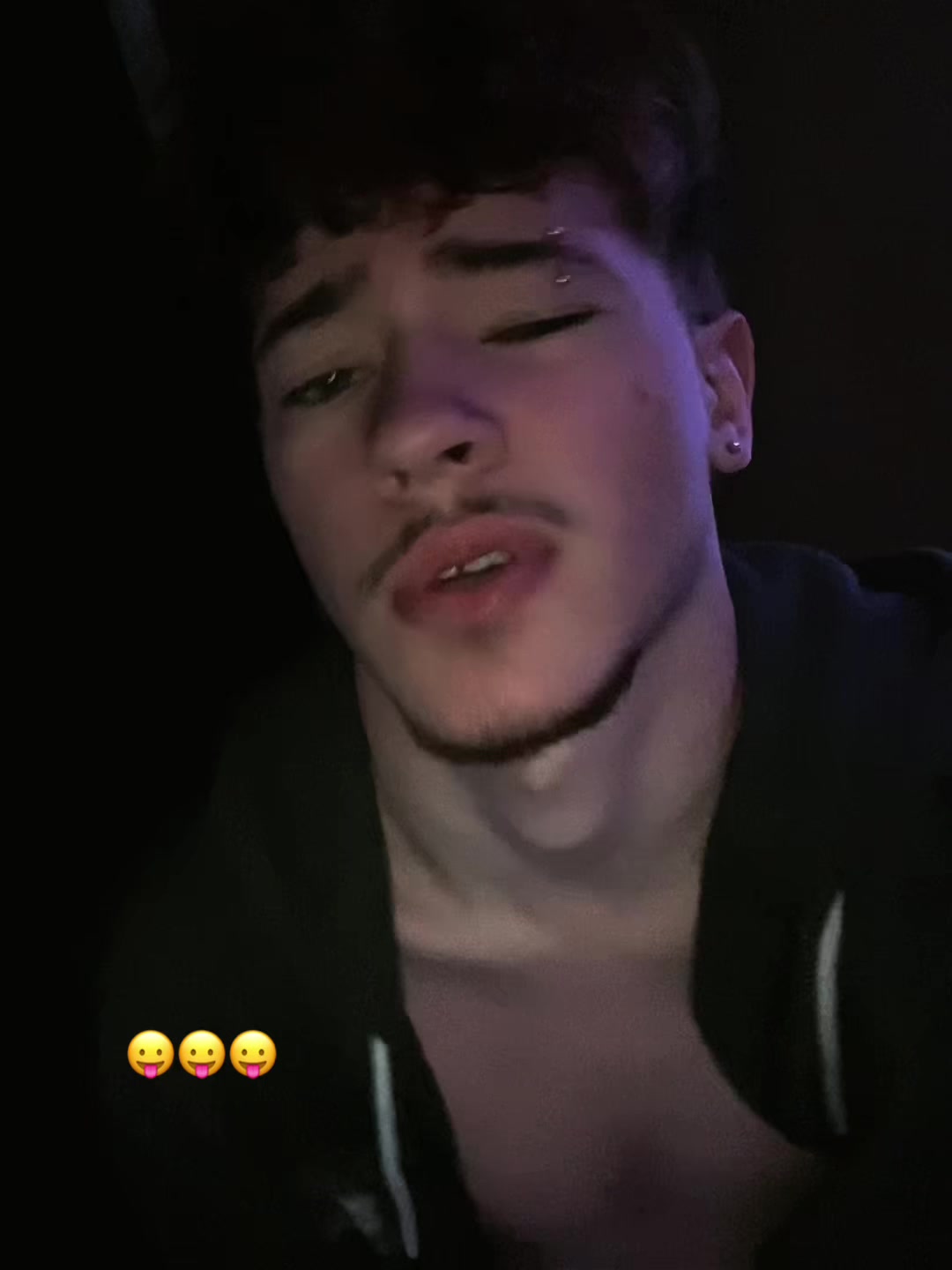 @j