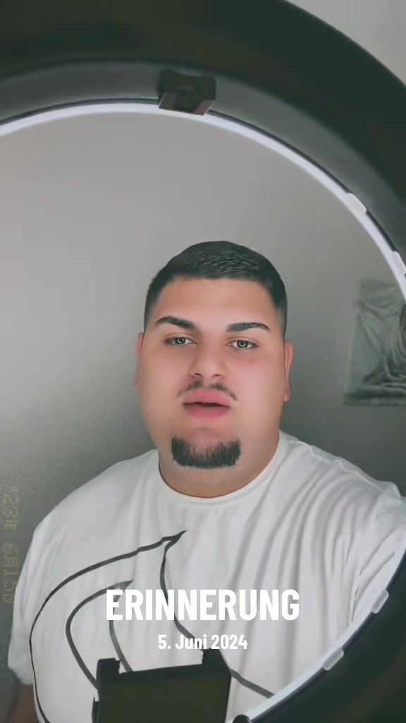 @🔴