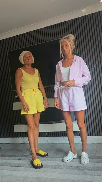 @Cheeky twins