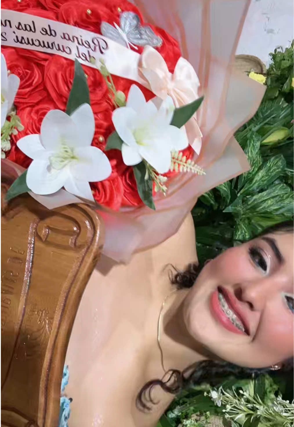 @𝒦𝓂