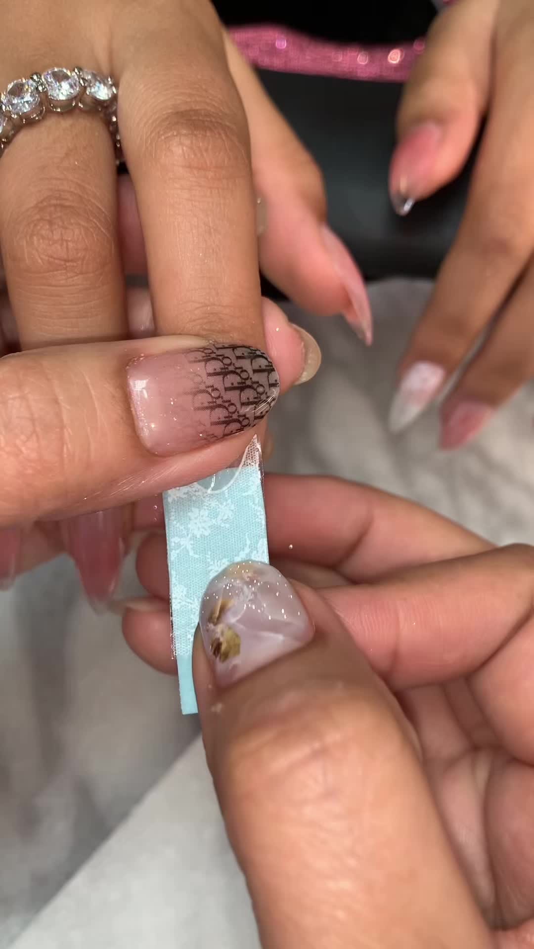 @Riya's Nails