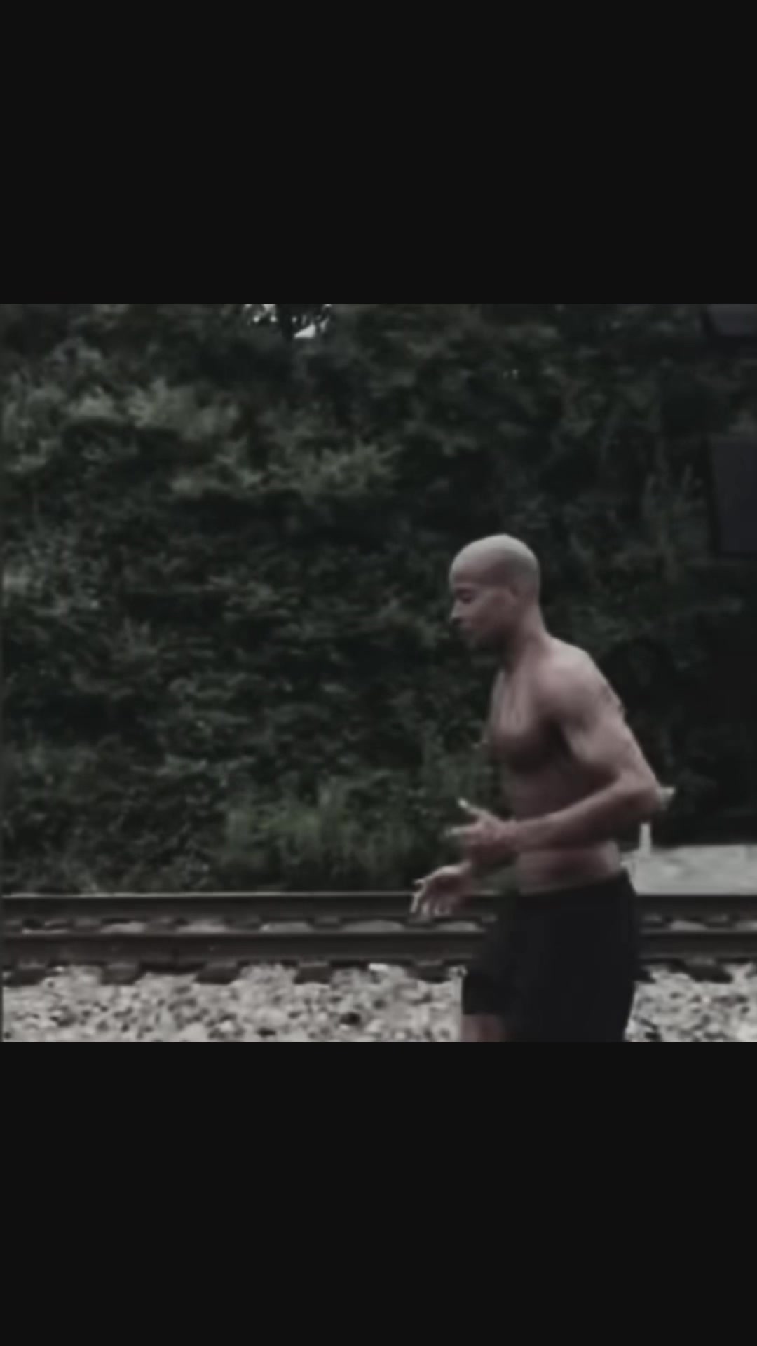 @•Louie