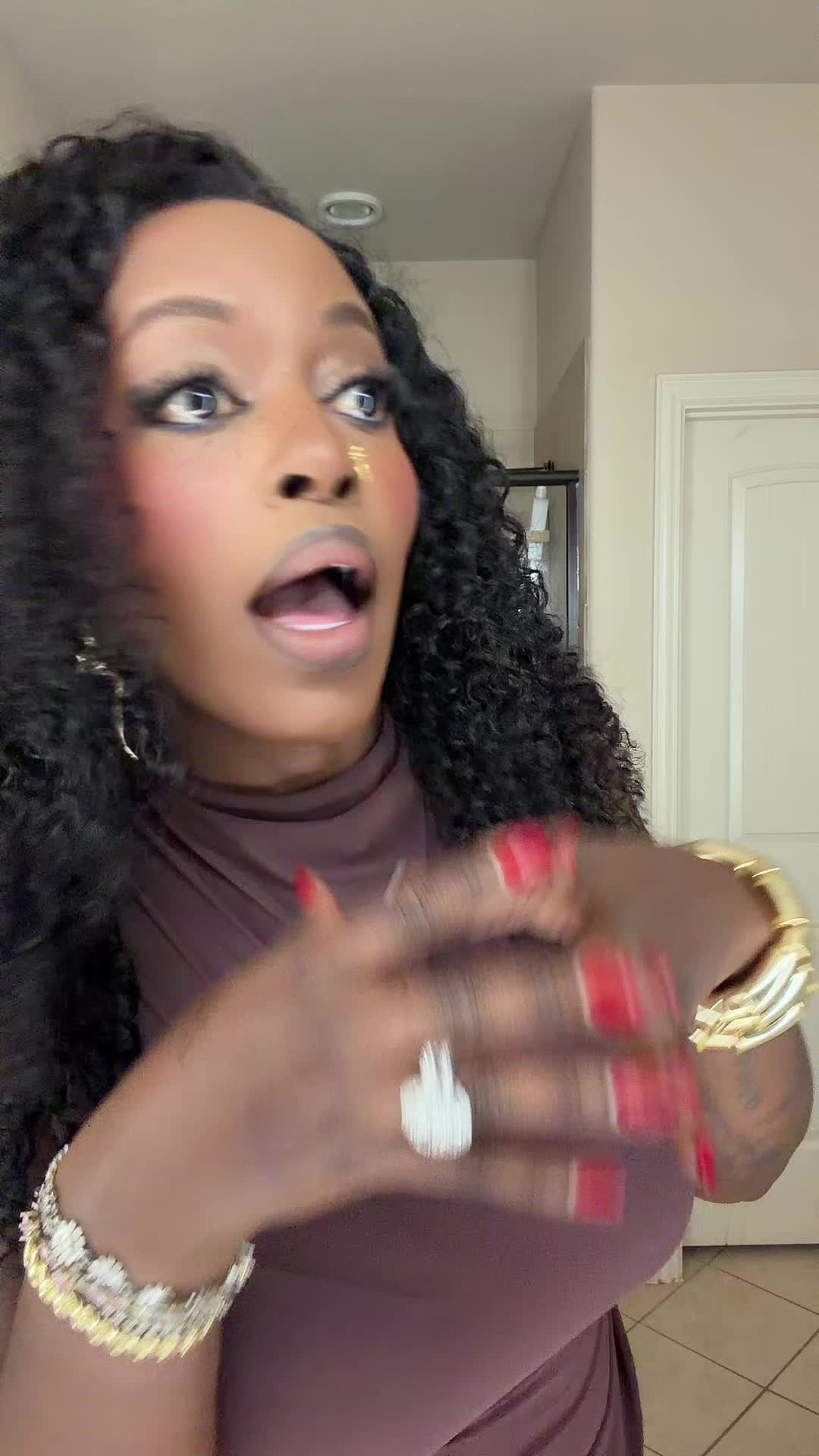 @Veeyoncè